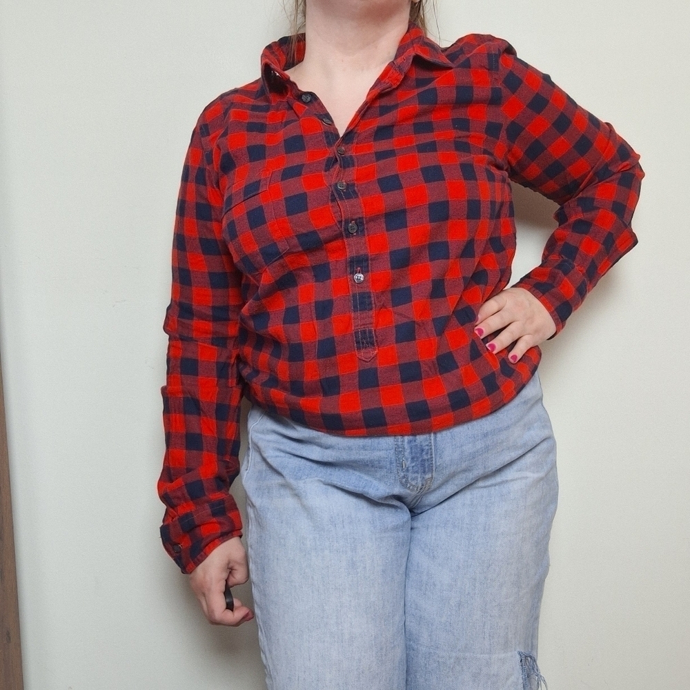 J. Crew Factory Red and Navy Buffalo Plaid Perfect Fit Popover Flannel Shirt